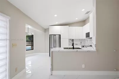 3309 NW 94th Ave, Sunrise, FL 33351 - Photo 18