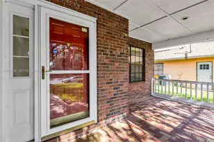 1486 Hyde Park Dr, Other City - In The State Of Florida, FL 32792 - Photo 4