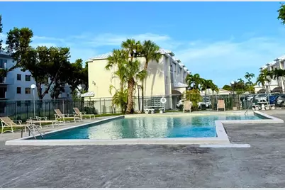 1121 SW 122nd Ave #107-2, Miami, FL 33184 - Photo 4