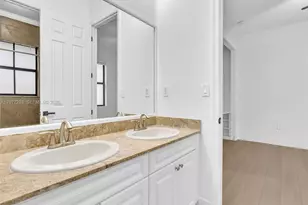 8527 NW 39th Ct, Cooper City, FL 33024 - Photo 30