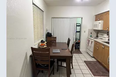 1838 NW 18th St, Miami, FL 33125 - Photo 6