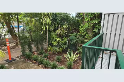 226 Sea View Dr #105, Key Biscayne, FL 33149 - Photo 4