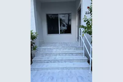 226 Sea View Dr #105, Key Biscayne, FL 33149 - Photo 2