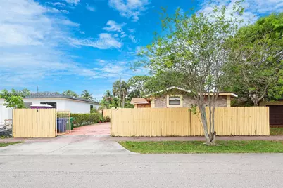 2420 NW 22nd Rd, Fort Lauderdale, FL 33311 - Photo 24