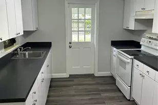 7415 SW 117th St, Pinecrest, FL 33156 - Photo 2