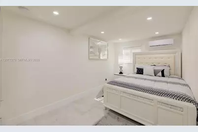 52 NE 47th St, Miami, FL 33137 - Photo 48