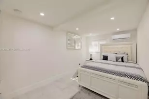 52 NE 47th St, Miami, FL 33137 - Photo 48