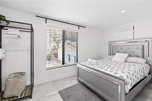 52 NE 47th St, Miami, FL 33137 - Photo 20