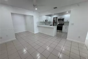 9986 SW 2nd St, Miami, FL 33174 - Photo 4