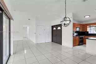 18600 SW 127th Pl, Miami, FL 33177 - Photo 10