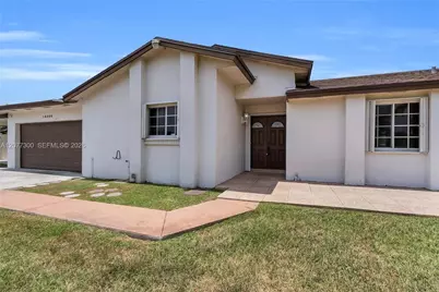 18600 SW 127th Pl, Miami, FL 33177 - Photo 6