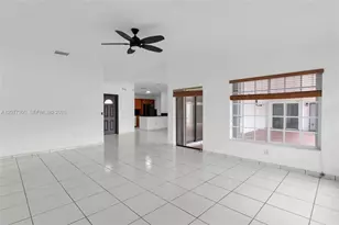 18600 SW 127th Pl, Miami, FL 33177 - Photo 16