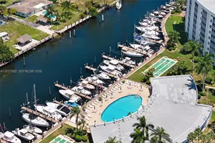 2731 NE 14th St Causeway, Pompano Beach, FL 33062 - Photo 2