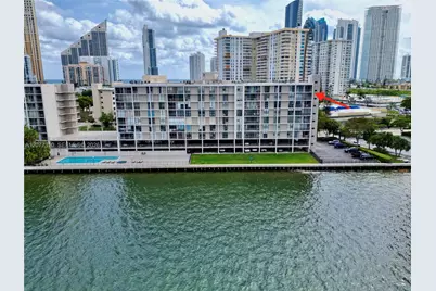 17500 N Bay Rd #S907, Sunny Isles Beach, FL 33160 - Photo 2