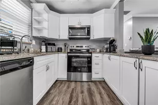 841 NE 59th St, Oakland Park, FL 33334 - Photo 8