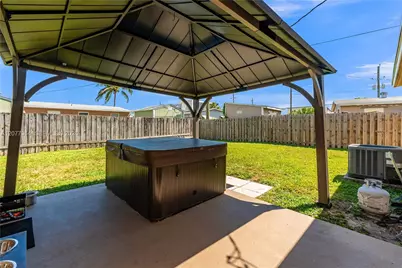 841 NE 59th St, Oakland Park, FL 33334 - Photo 38