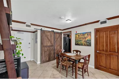1060 NW 7th St #205, Miami, FL 33136 - Photo 4