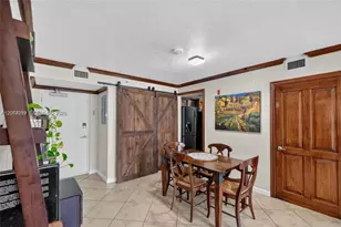 1060 NW 7th St, Miami, FL 33136 - Photo 4