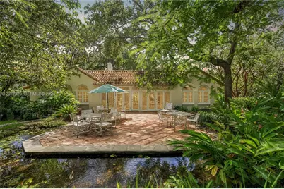 665 N Greenway Dr, Coral Gables, FL 33134 - Photo 8