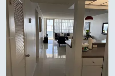 3725 S Ocean Dr #1517, Hollywood, FL 33019 - Photo 2