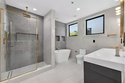 11 NE 51 #A, Miami, FL 33137 - Photo 20