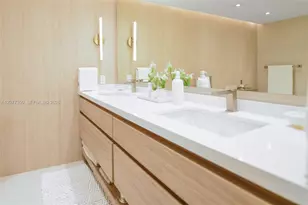 1121 Crandon Blvd, Key Biscayne, FL 33149 - Photo 16