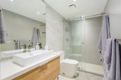 1121 Crandon Blvd #E702, Key Biscayne, FL 33149 - Photo 22