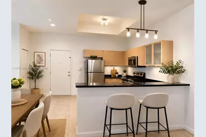 140 S Dixie Hwy #TH105, Hollywood, FL 33020 - Photo 2