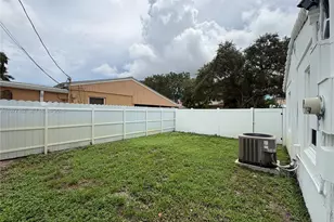 937 SW 18th Ct, Fort Lauderdale, FL 33315 - Photo 18