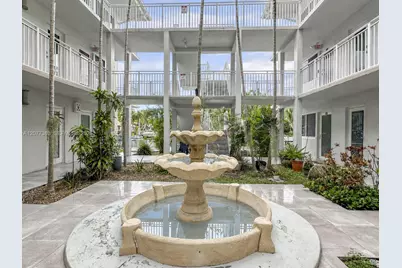 2430 NE 135th St #103, North Miami, FL 33181 - Photo 4