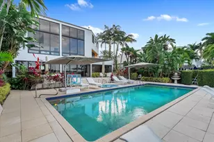 279 N Hibiscus Dr, Miami Beach, FL 33139 - Photo 6