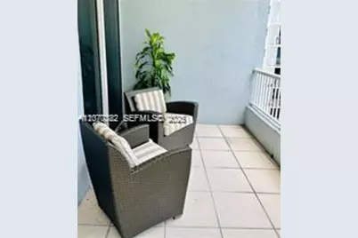170 SE 14th St #1502, Miami, FL 33131 - Photo 6