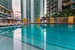 170 SE 14th St, Miami, FL 33131 - Photo 1
