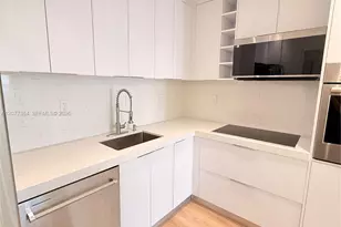 19390 Collins Ave, Sunny Isles Beach, FL 33160 - Photo 4
