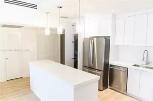 19390 Collins Ave, Sunny Isles Beach, FL 33160 - Photo 10
