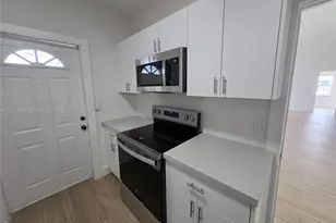2326 SW 9th St, Miami, FL 33135 - Photo 4