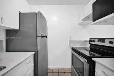 220 NW 107th Ave #204, Miami, FL 33172 - Photo 12