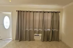 190 Salisbury H, West Palm Beach, FL 33417 - Photo 4