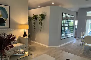 761 Tanglewood Cir, Weston, FL 33327 - Photo 10