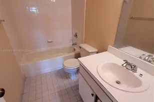1051 Jefferson Dr, Homestead, FL 33034 - Photo 10