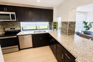 16919 N Bay Rd, Sunny Isles Beach, FL 33160 - Photo 6