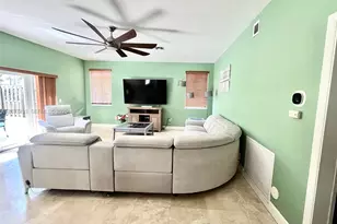 912 NE 35th Ave, Homestead, FL 33033 - Photo 18