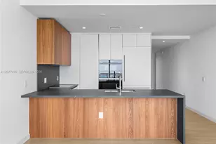 1400 Biscayne Blvd, Miami, FL 33132 - Photo 10
