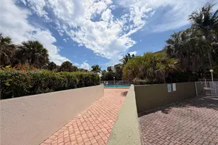 4235 N University Dr, Sunrise, FL 33351 - Photo 16
