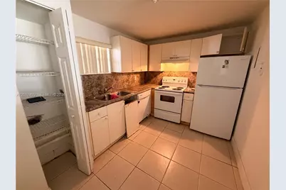 4235 N University Dr #103, Sunrise, FL 33351 - Photo 2