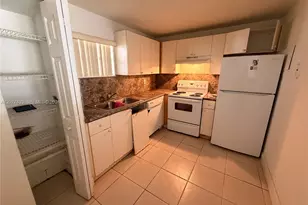 4235 N University Dr, Sunrise, FL 33351 - Photo 2