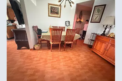 18230 SW 142nd Pl, Miami, FL 33177 - Photo 4