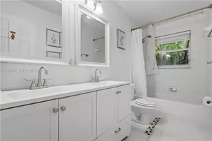 1010 SW 191st Terrace, Pembroke Pines, FL 33029 - Photo 20