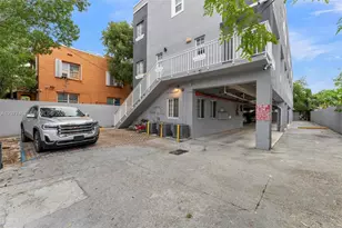 1421 SW 3rd St, Miami, FL 33135 - Photo 36