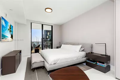 1010 Brickell Ave #1701, Miami, FL 33131 - Photo 22